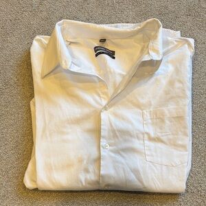 Geoffrey Beene Classic White Button Down Shirt